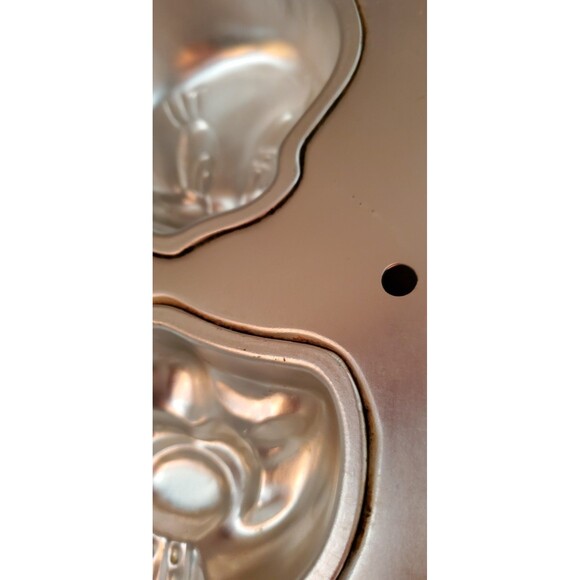 VTG Wilton Looney Tunes Sylvester & Tweety Bird Mini Cake Pan Cupcakes 6 Cavity - Picture 7 of 7